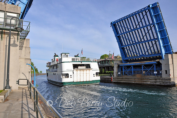 Beaver Island Ferry: Memorial Bridge in Charlevoix